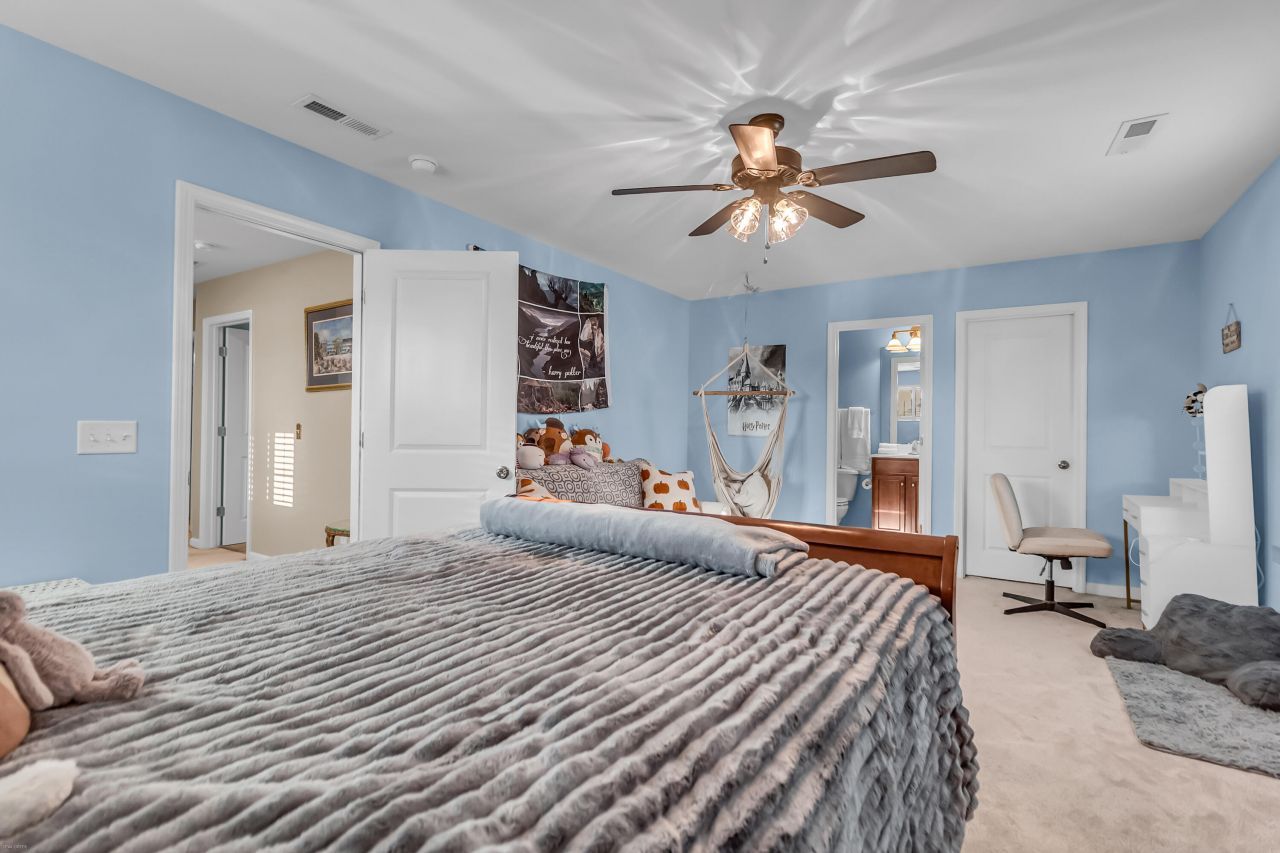 3230 Conservancy Lane Photo 27