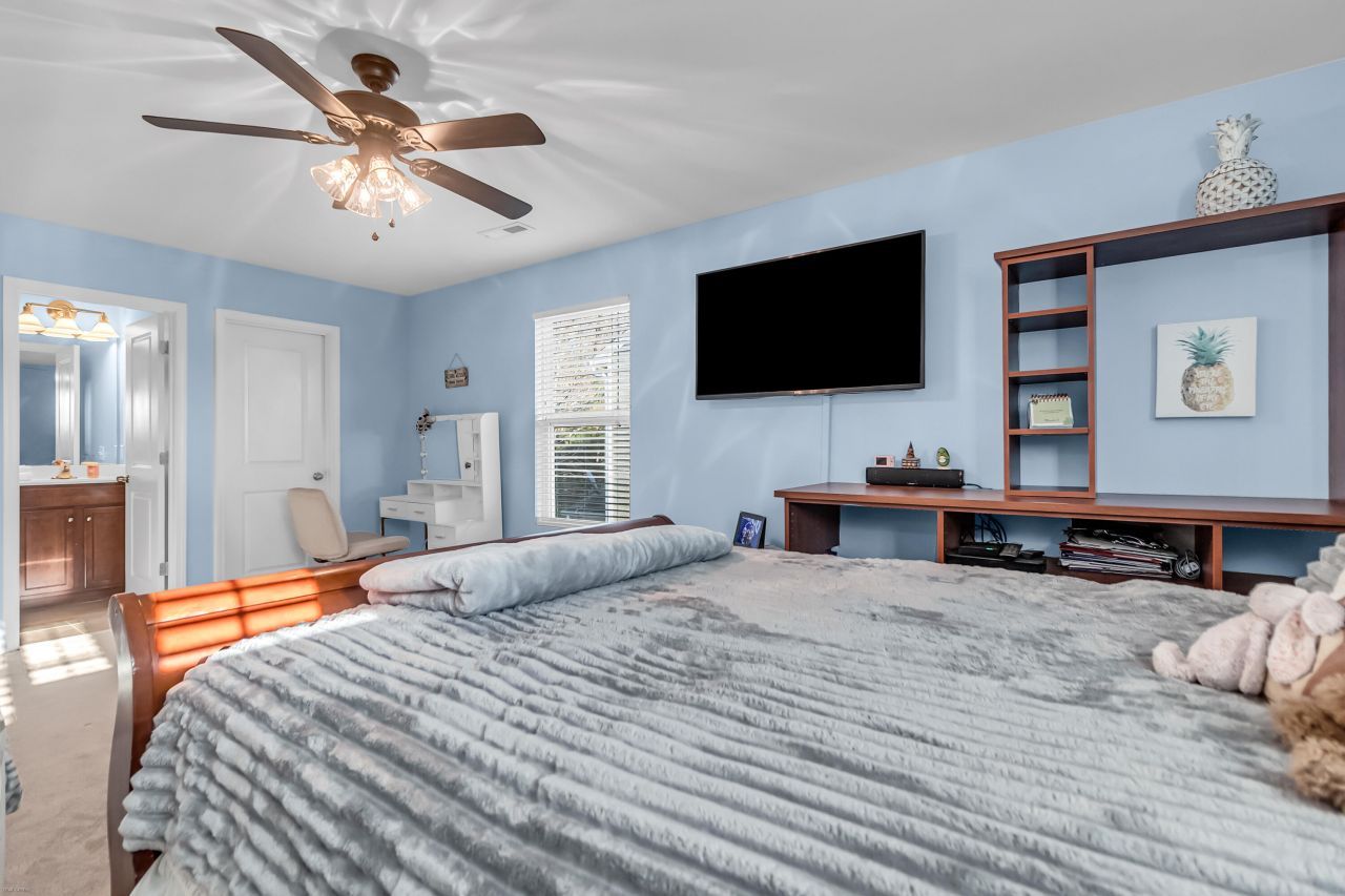 3230 Conservancy Lane Photo 28