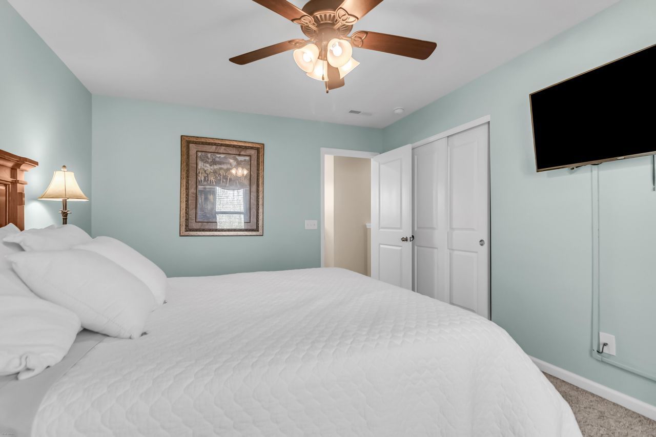 3230 Conservancy Lane Photo 31