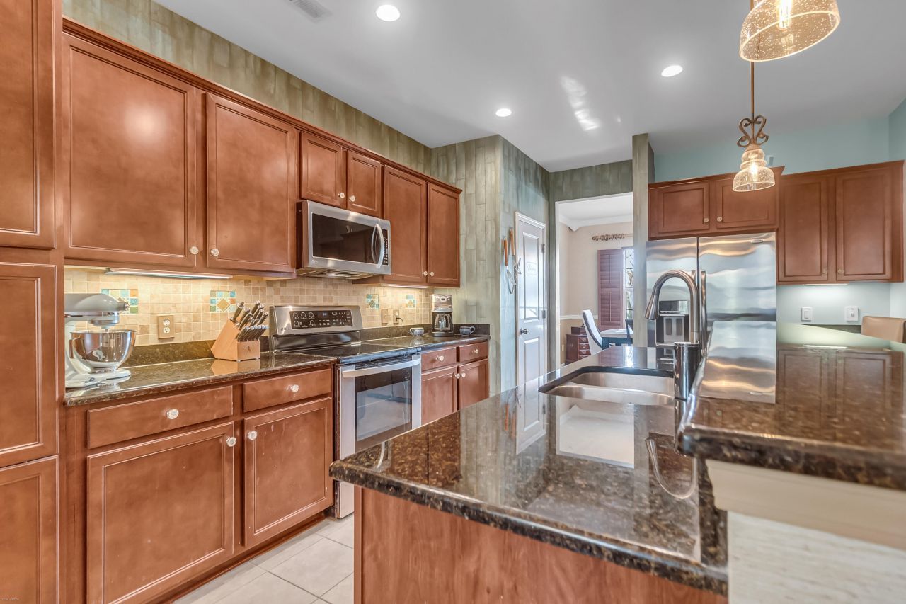 3230 Conservancy Lane Photo 8