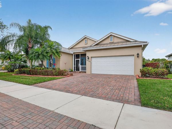 10701 SW Waterway Ln , Port St. Lucie, FL 34987