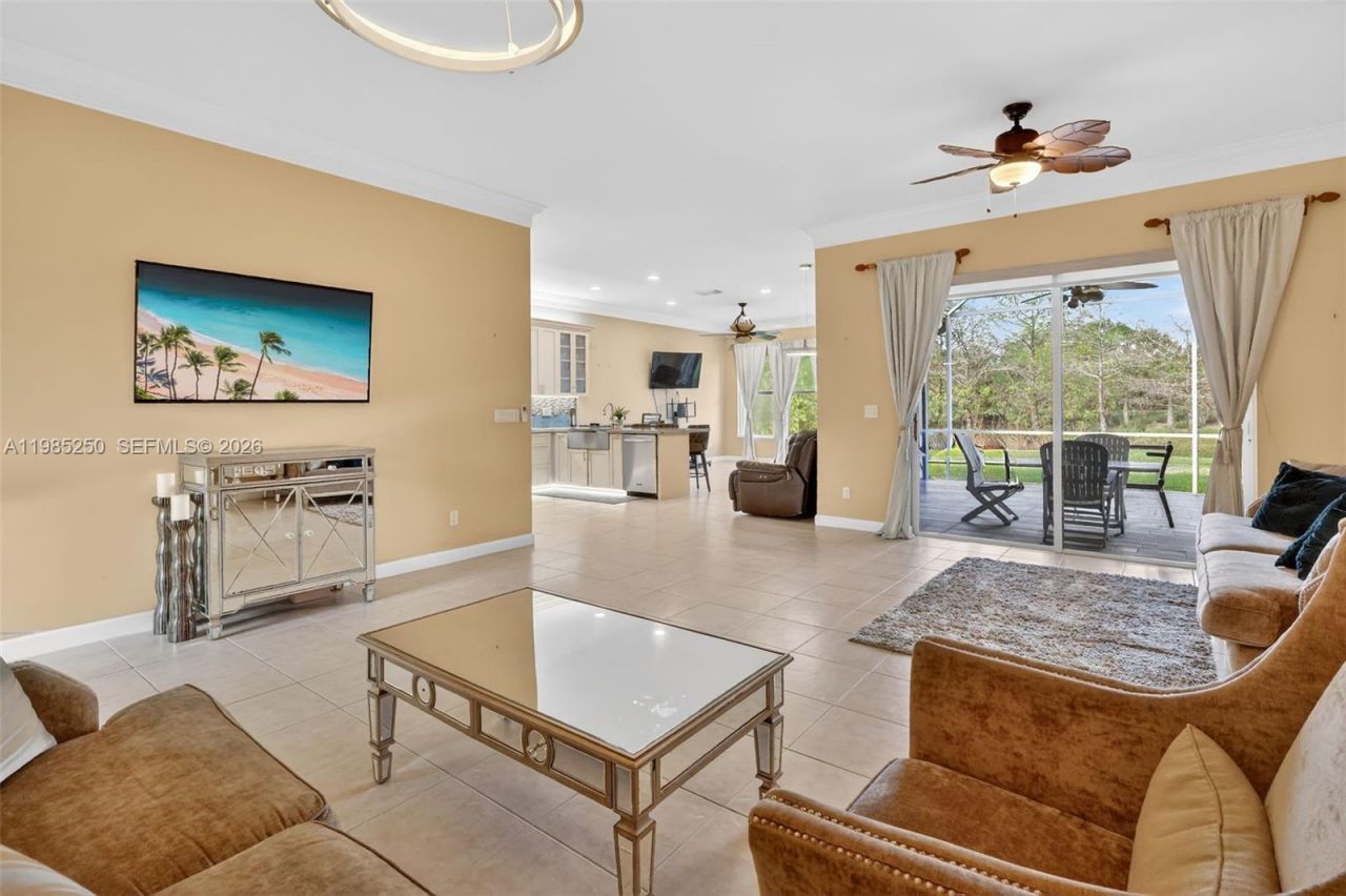 10701 SW Waterway Ln, Port Saint Lucie, FL 34987 Photo