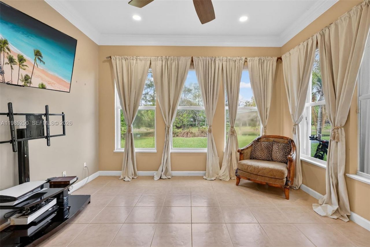 10701 SW Waterway Ln, Port Saint Lucie, FL 34987 Photo