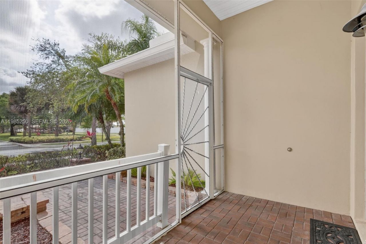 10701 SW Waterway Ln, Port Saint Lucie, FL 34987 Photo
