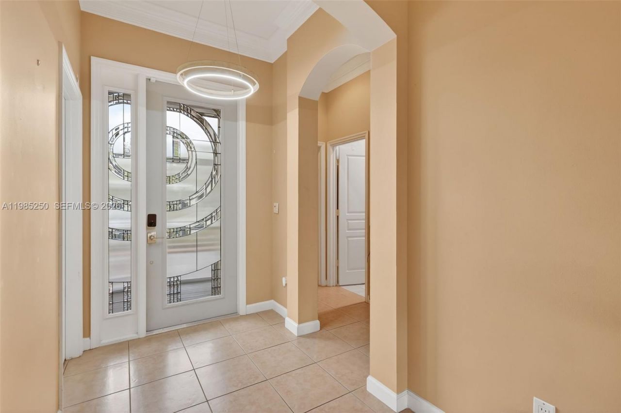 10701 SW Waterway Ln, Port Saint Lucie, FL 34987 Photo