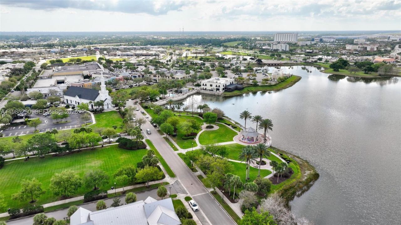 10701 SW Waterway Ln , Port Saint Lucie, FL 34987 Photo