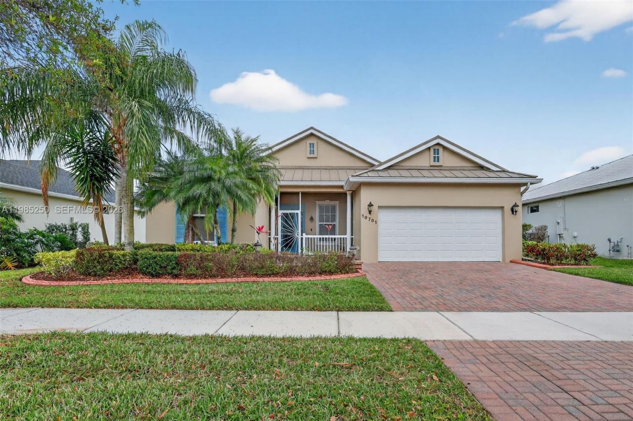 10701 SW Waterway Ln , Port Saint Lucie, FL 34987 Photo