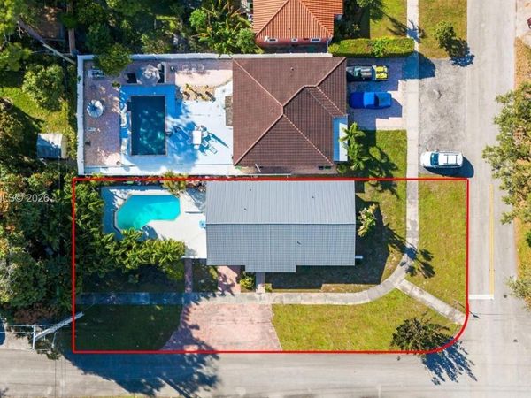 8850 NE 4th Ave, El Portal, FL 33138