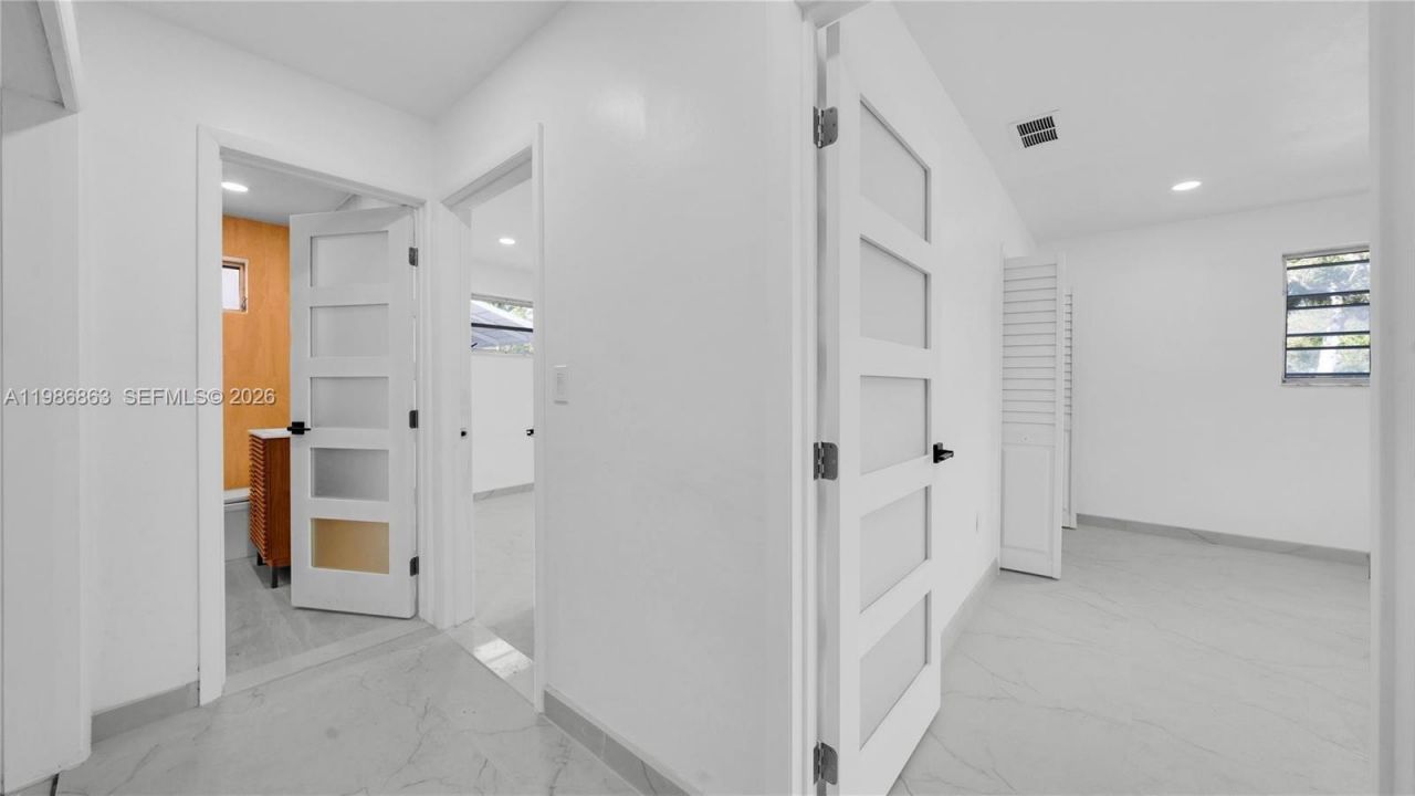 8850 NE 4th Ave, El Portal, FL 33138 Photo