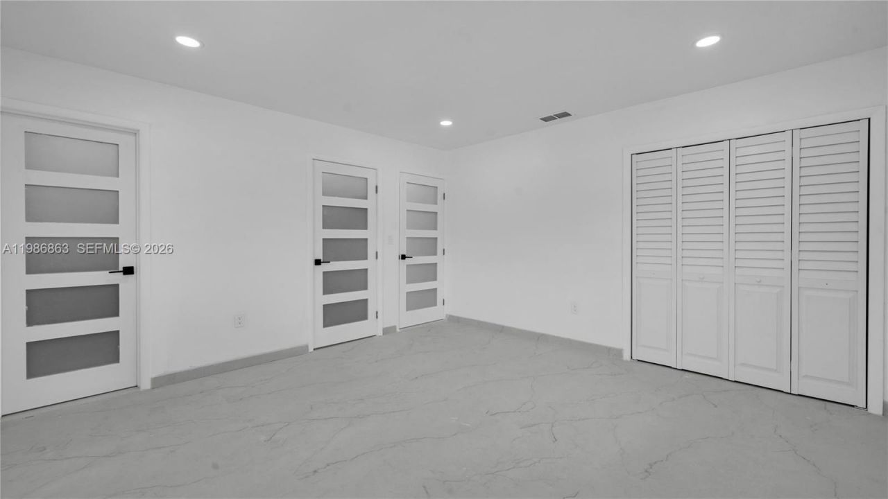 8850 NE 4th Ave, El Portal, FL 33138 Photo