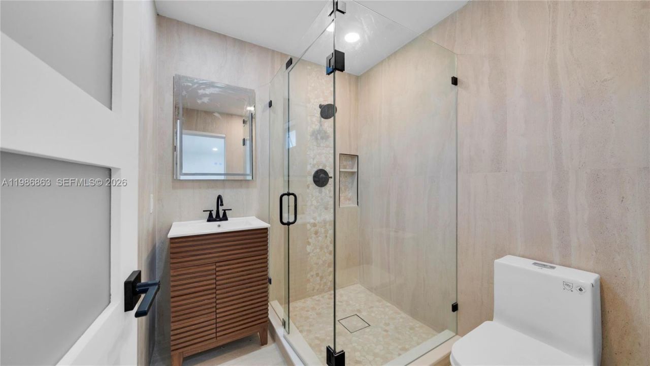 8850 NE 4th Ave, El Portal, FL 33138 Photo