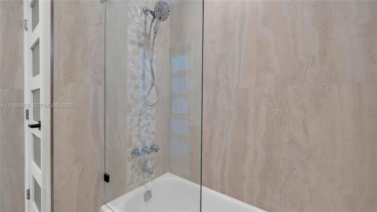 8850 NE 4th Ave, El Portal, FL 33138 Photo