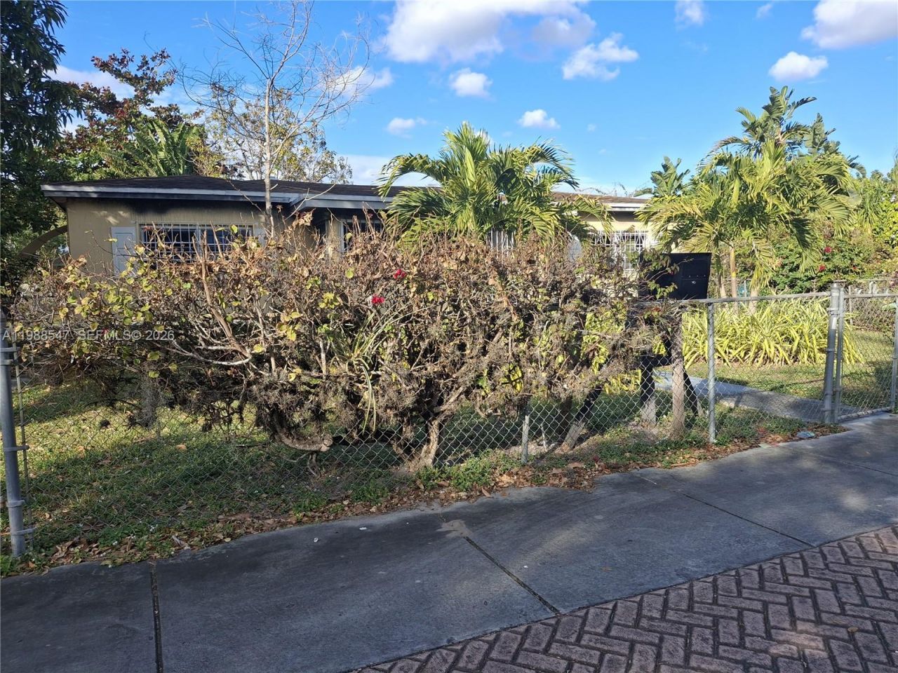 1561 NW 131st St , Miami, FL 33167 Photo