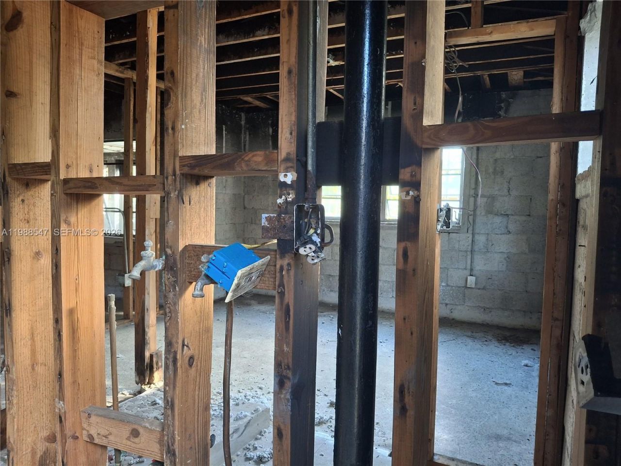 1561 NW 131st St , Miami, FL 33167 Photo