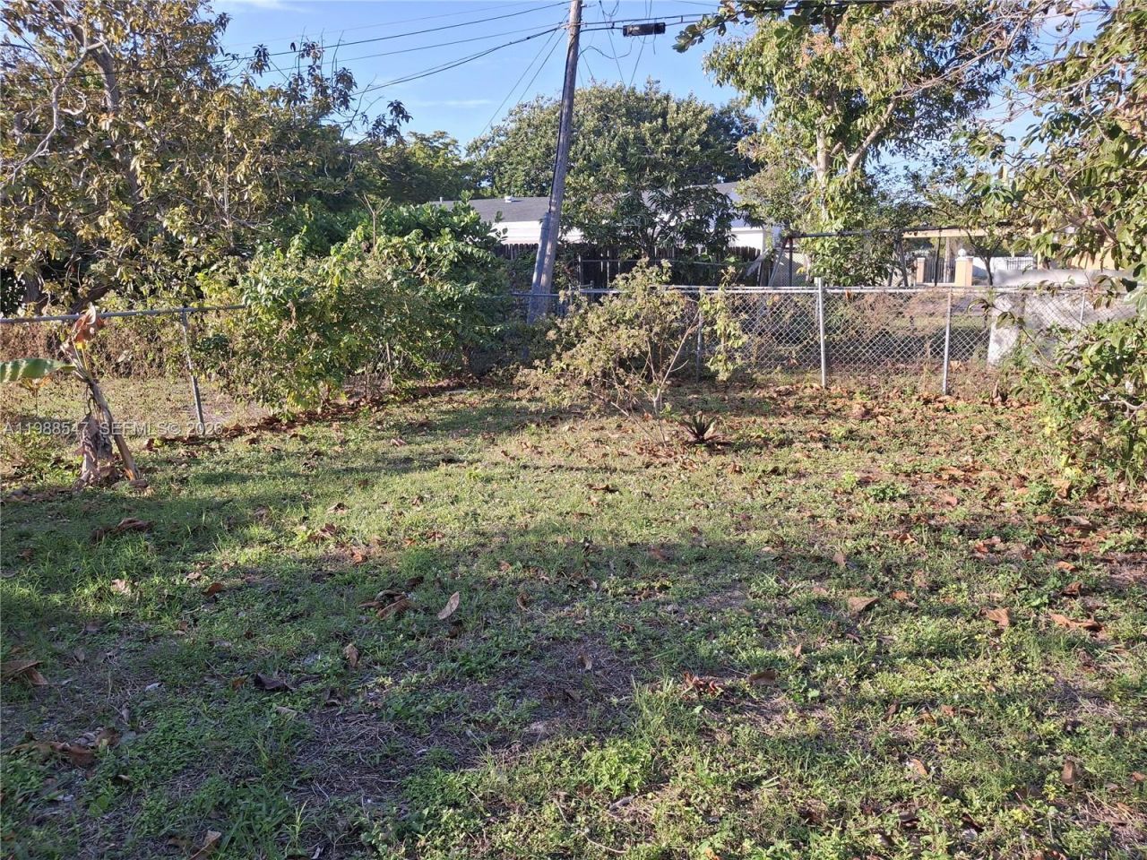 1561 NW 131st St , Miami, FL 33167 Photo