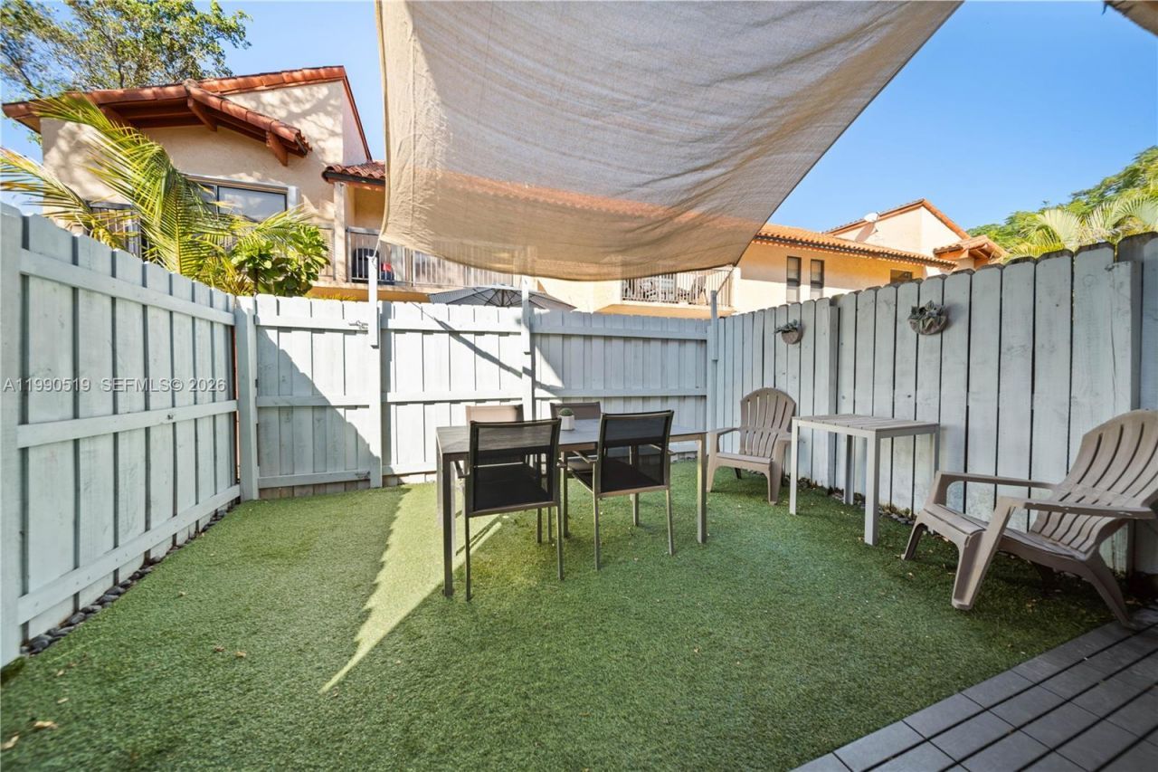 10206 SW 77th Ct, Miami, FL 33156 Photo