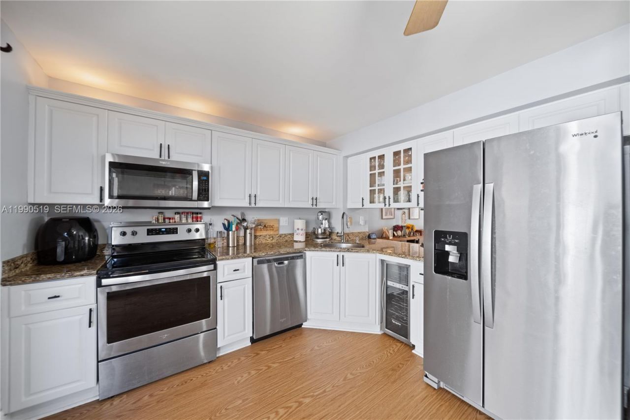 10206 SW 77th Ct, Miami, FL 33156 Photo