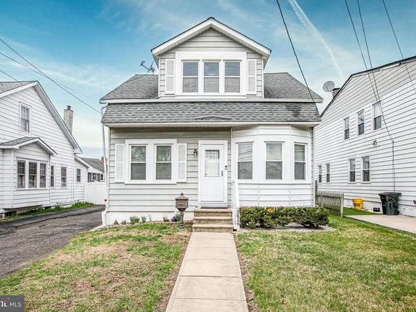 2414 HAMILTON AVENUE, HAMILTON, NJ 08619