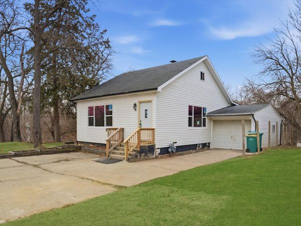 54 Hillcrest Avenue , Fox Lake, IL 60020