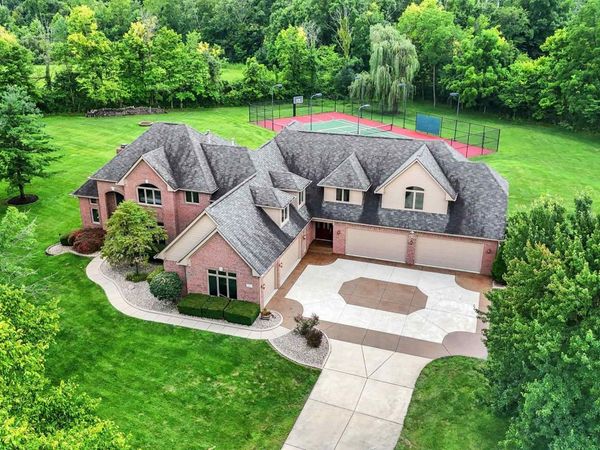 4261 W Stones Crossing Road, Greenwood, IN 46143