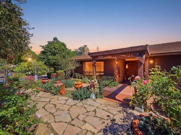 2807 S Grade Road, Alpine, CA 91901