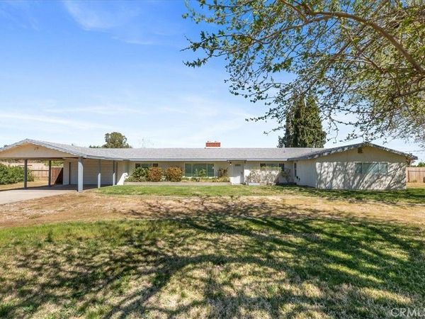 1831 W Avenue L12, Lancaster, CA 93534