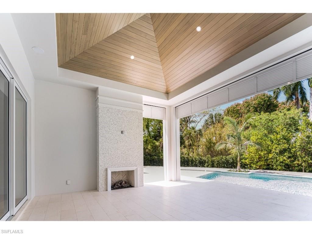 725 Pectin Rd, Naples, FL 34102 Photo