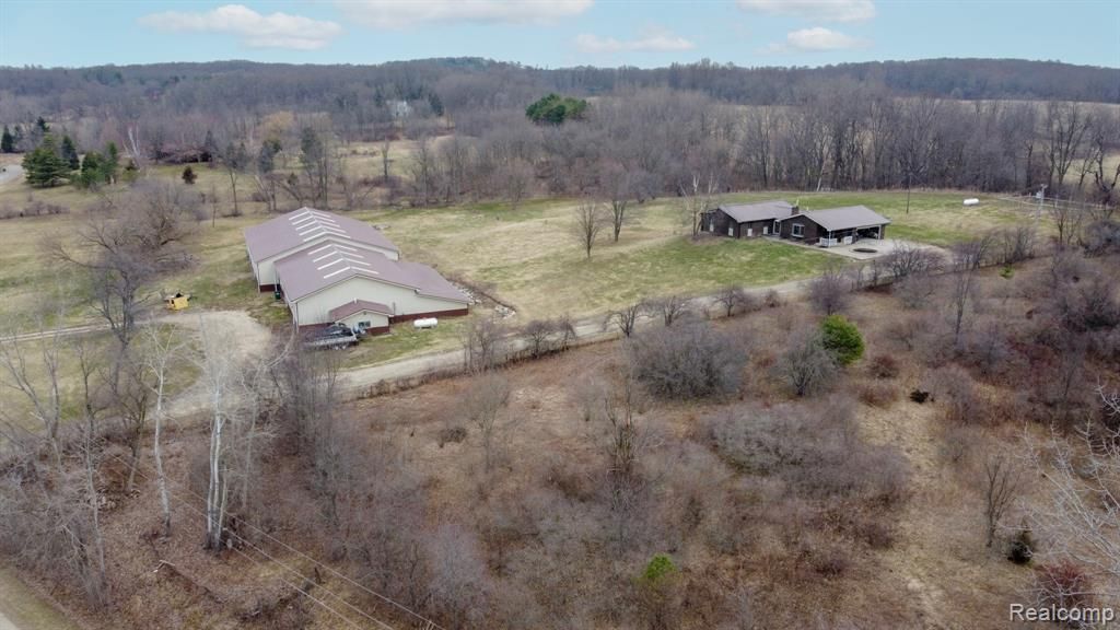 3200 Bayliss Drive, Oxford Township, MI 48371 Main Photo