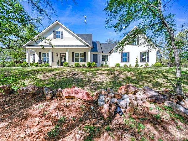 120 Nelson Drive , Sulphur Springs, TX 75482