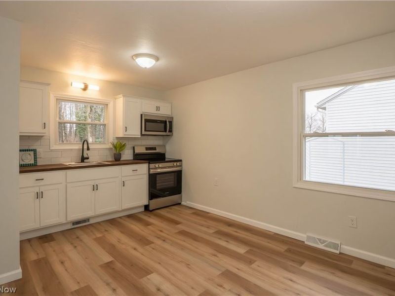 275 20th Street SE, Massillon, OH 44646 Photo 7