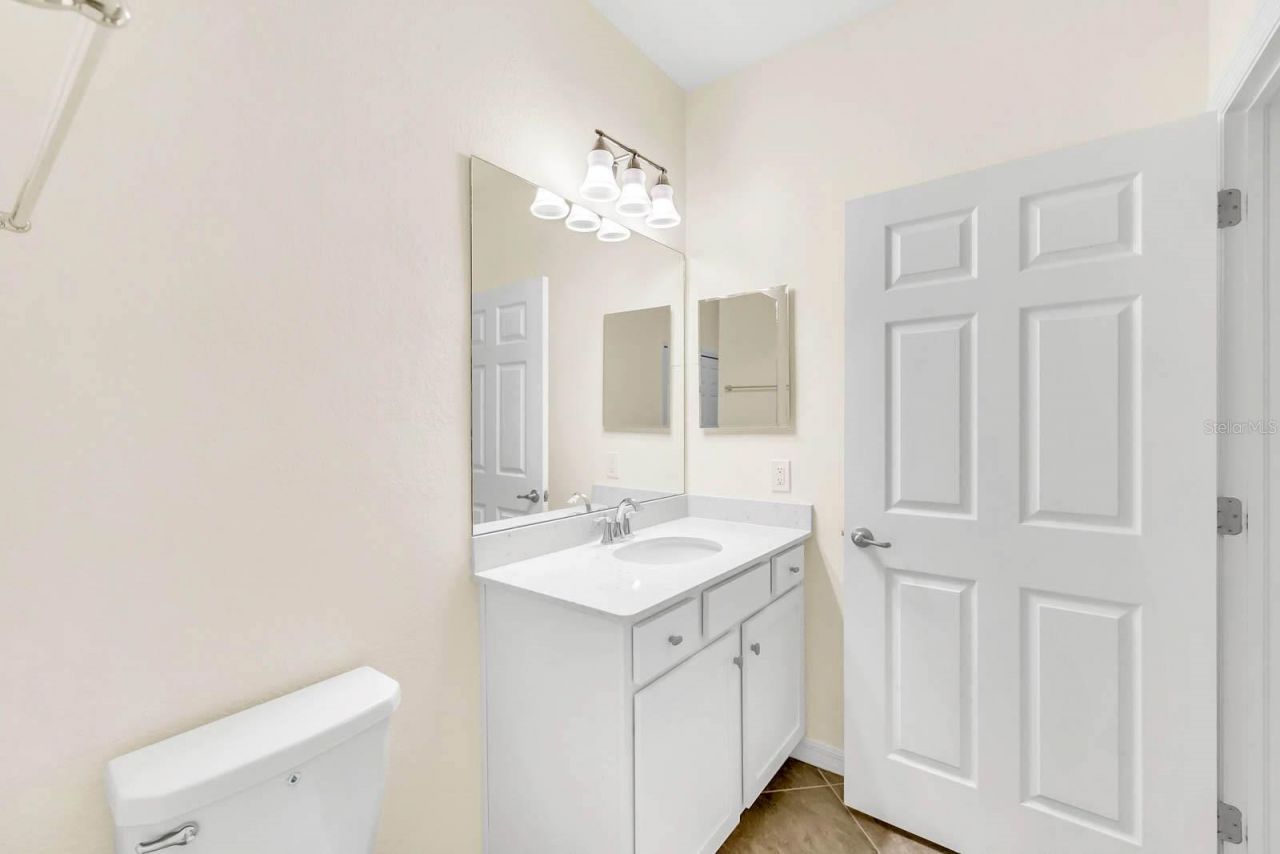 17510 Gawthrop Drive , Unit 404, Lakewood Ranch, FL 34211 Photo