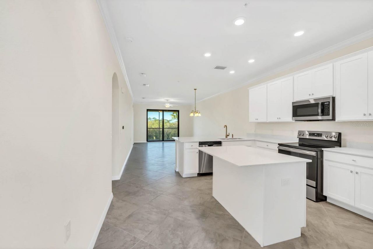 17510 Gawthrop Drive , Unit 404, Lakewood Ranch, FL 34211 Photo