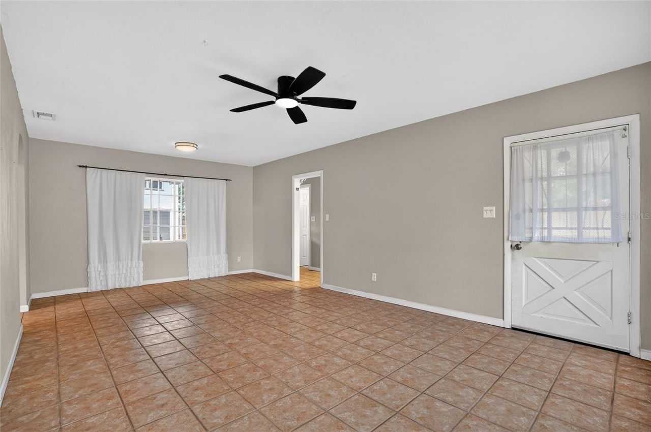 755 Alamanda Way S, Saint Petersburg, FL 33705 Photo