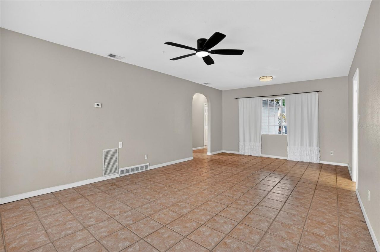 755 Alamanda Way S, Saint Petersburg, FL 33705 Photo