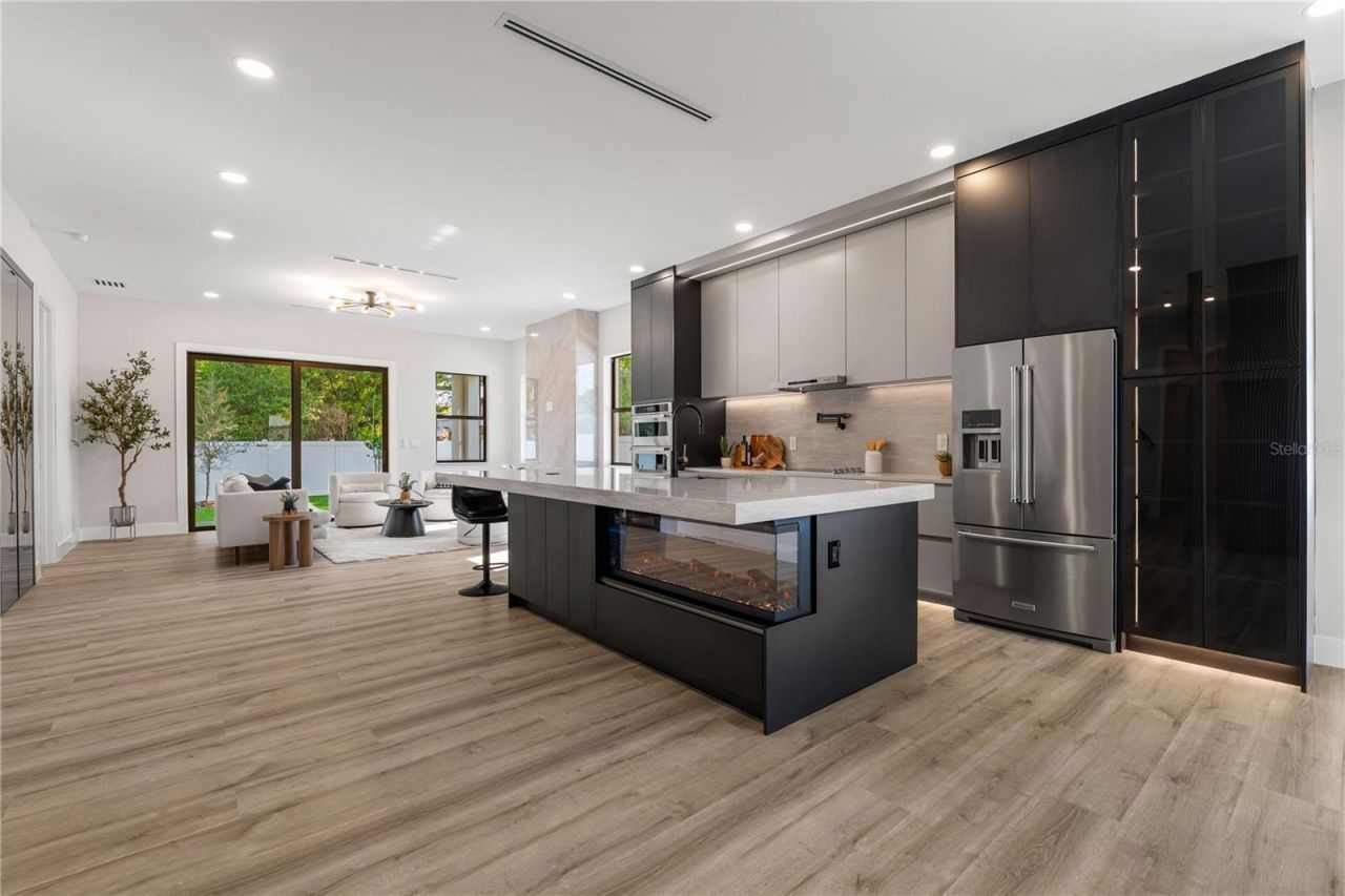 3104 W Pine Street, Tampa, FL 33607 Photo