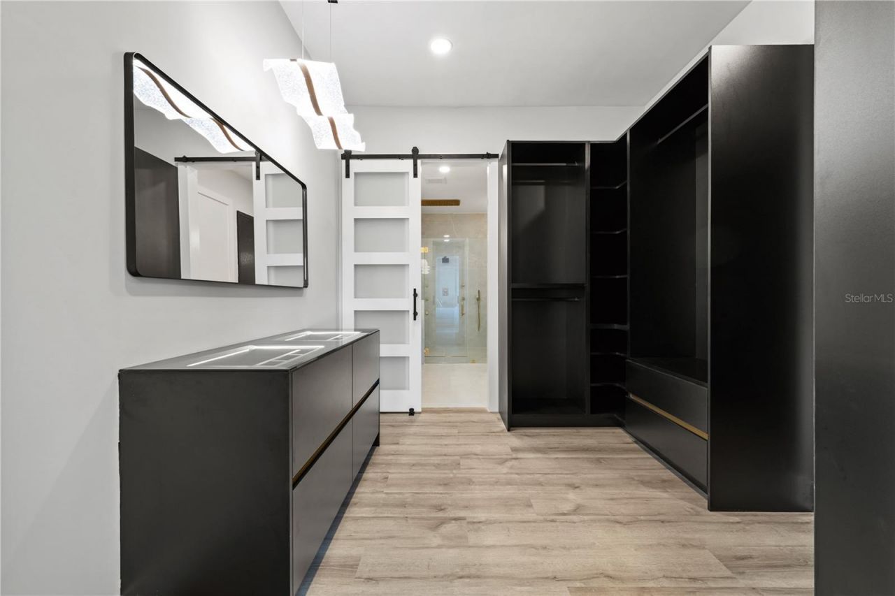 3104 W Pine Street, Tampa, FL 33607 Photo