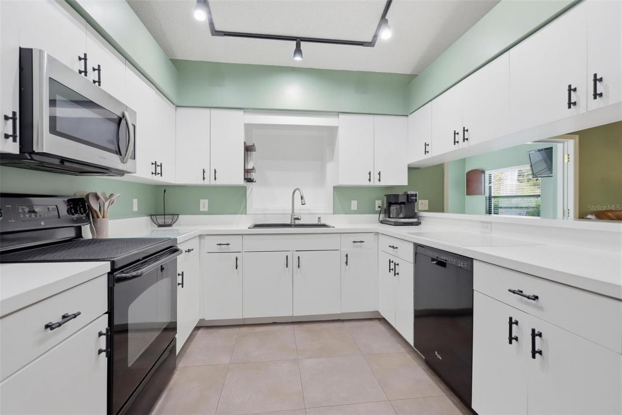 731 Edgewild Court, Orange City, FL 32763 Photo