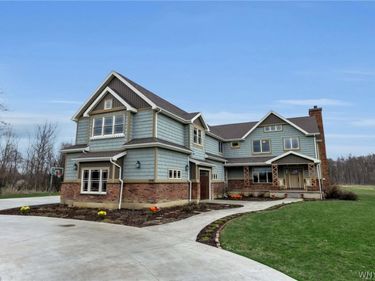 5747 Strickler Road, Clarence, NY 14031