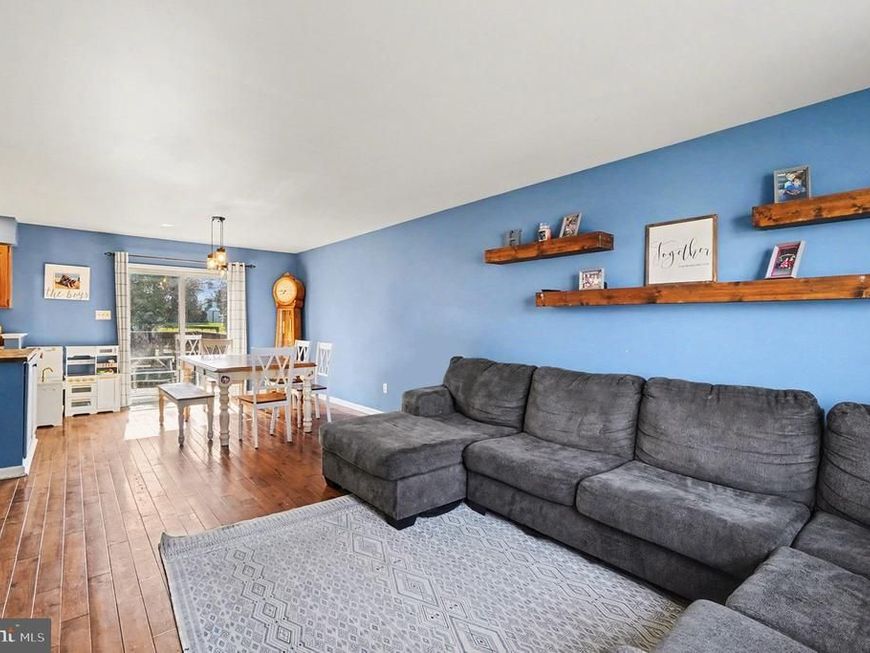 2702 B Wildberger Avenue, Baltimore, MD 21234 Main Photo