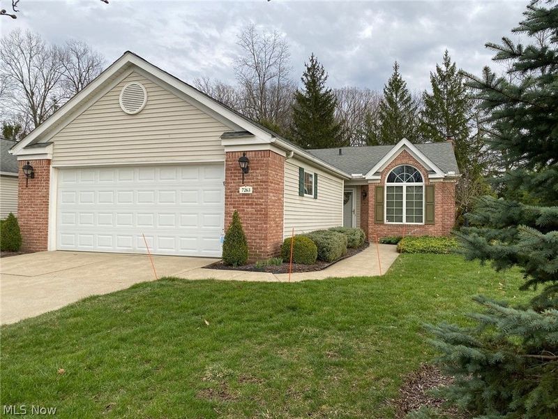 7263 Baldwin Reserve Drive, Middleburg Heights, OH 44130 Photo 1