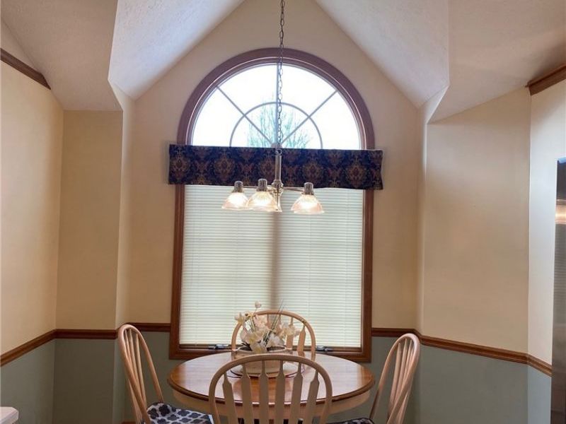 7263 Baldwin Reserve Drive, Middleburg Heights, OH 44130 Photo 10