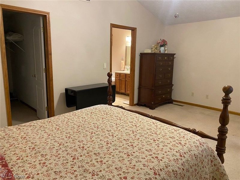 7263 Baldwin Reserve Drive, Middleburg Heights, OH 44130 Photo 20