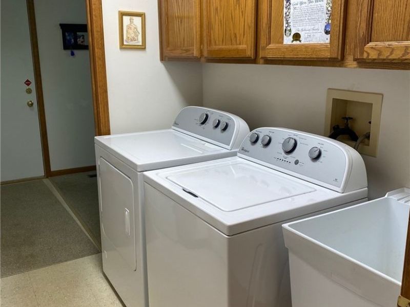 7263 Baldwin Reserve Drive, Middleburg Heights, OH 44130 Photo 26