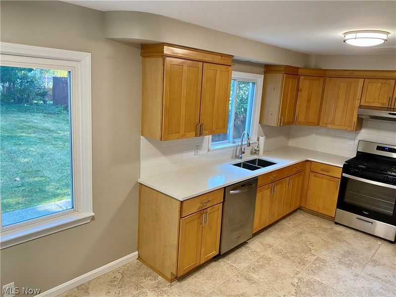 23710 E Baintree Road, Beachwood, OH 44122 Photo 6