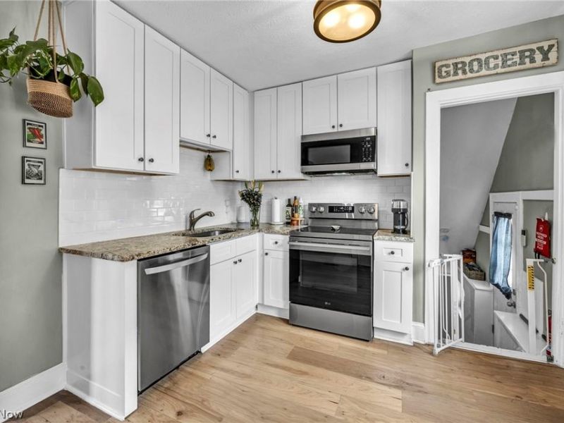 3322 Altamont Avenue, Cleveland Heights, OH 44118 Photo 8