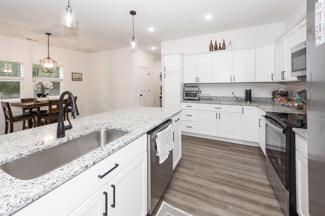 4109 Burnt Creek Court Photo 10