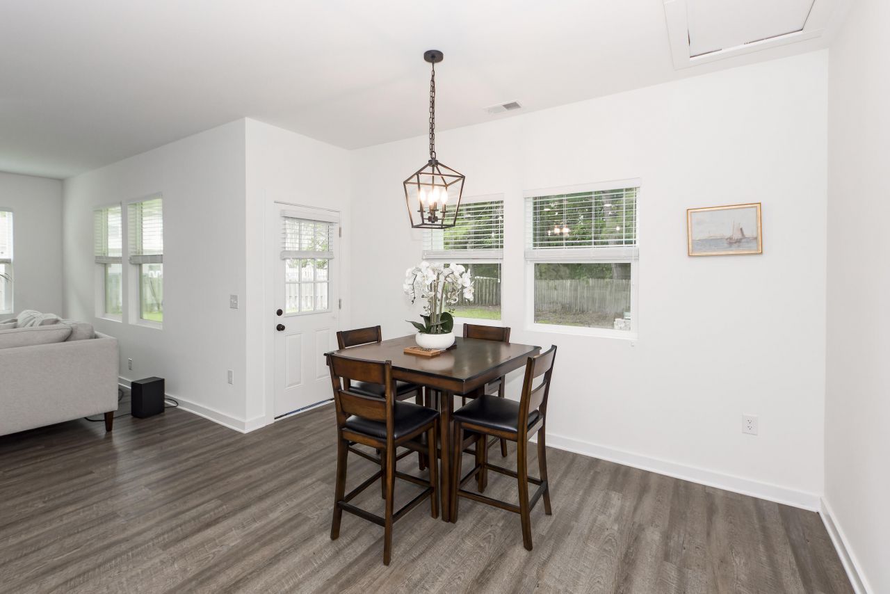 4109 Burnt Creek Court Photo 6