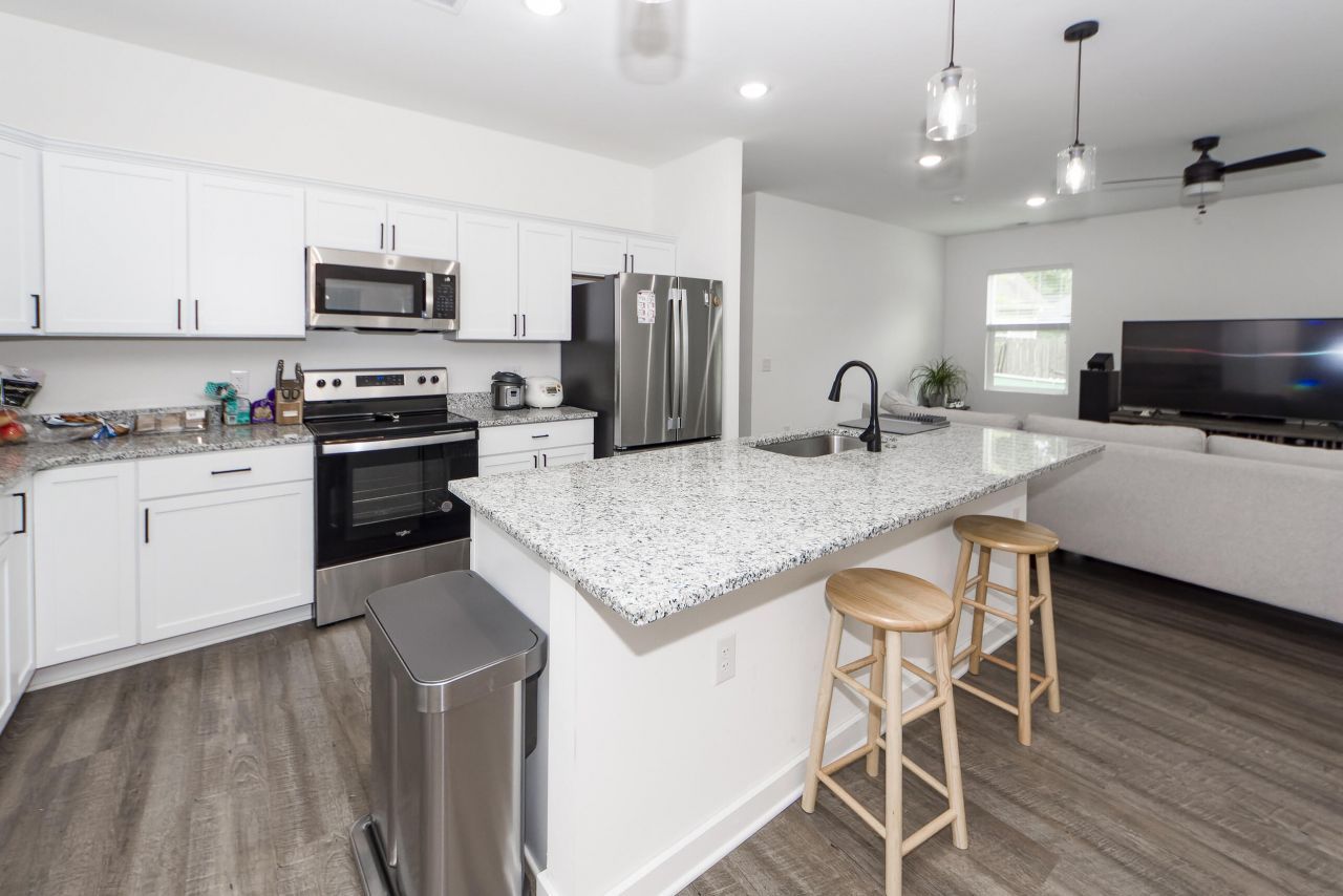 4109 Burnt Creek Court Photo 8