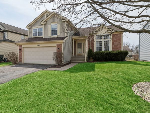 204 Buckingham Drive , Grayslake, IL 60030