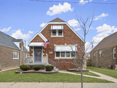 10833 S Avenue M, Chicago, IL 60617